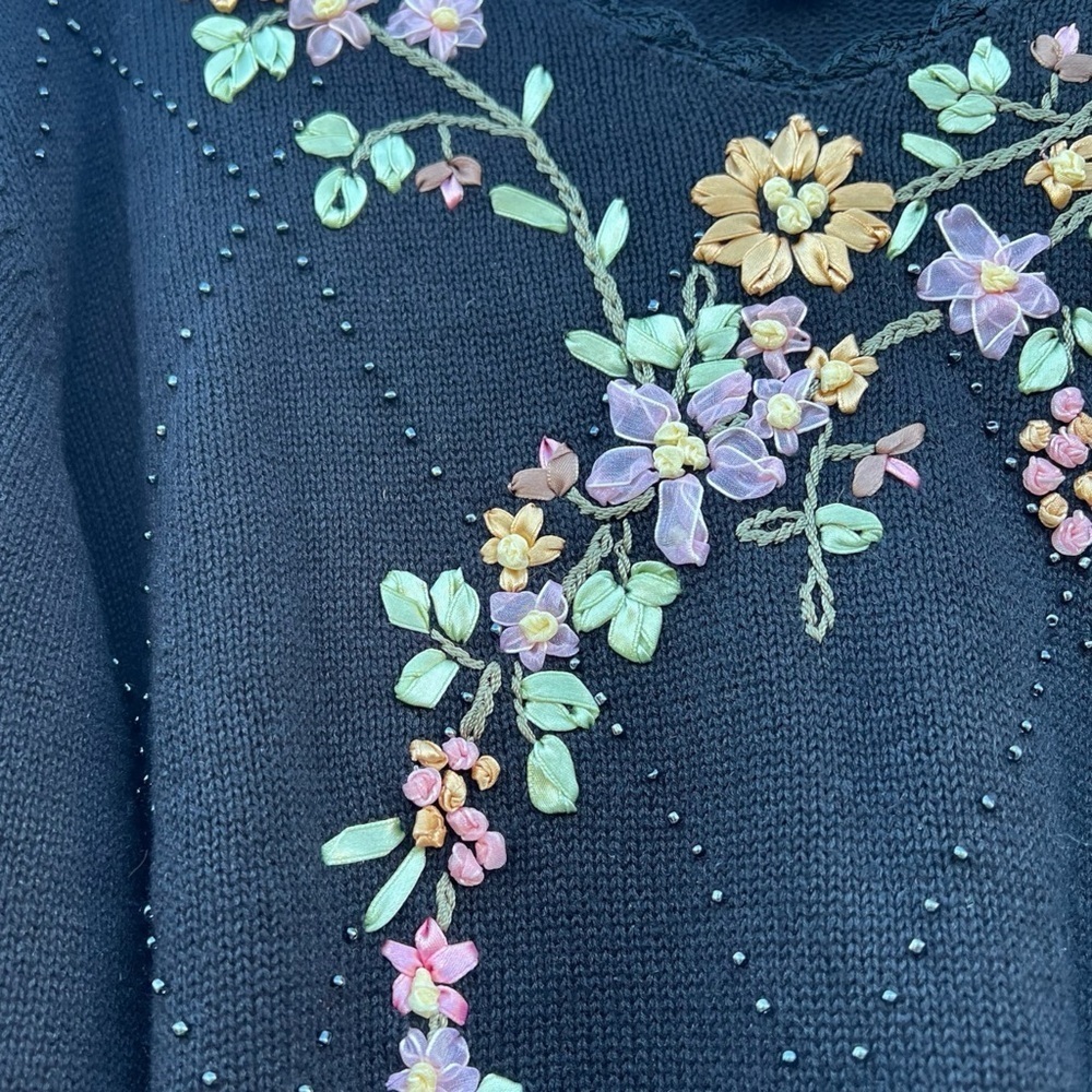 1990s Celina Yang Designs Floral Beaded Knit Sweater - Picture 5 of 9